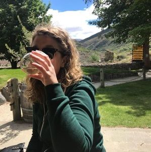 Meet your Posher, Diana